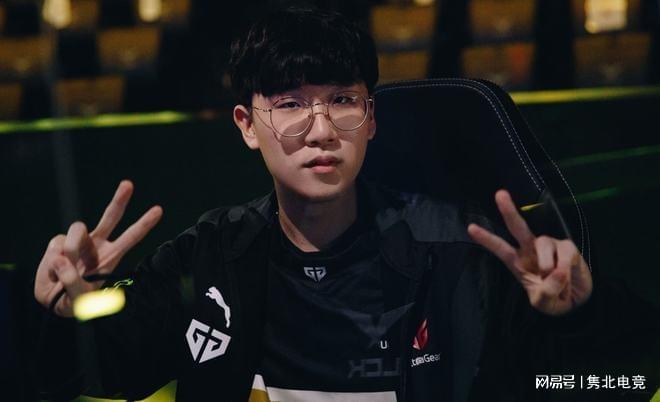 随着经验的 随着经验的