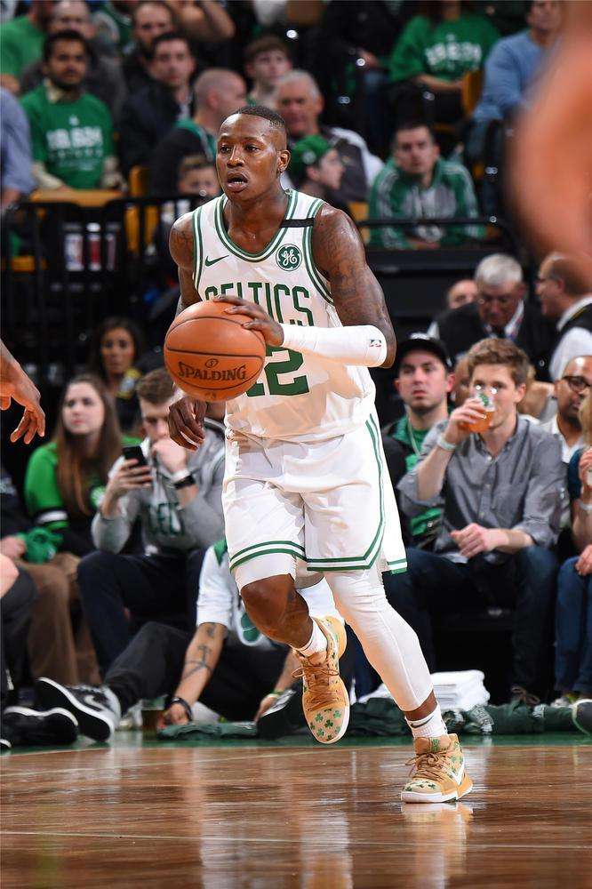 足球是一项 足球是一项